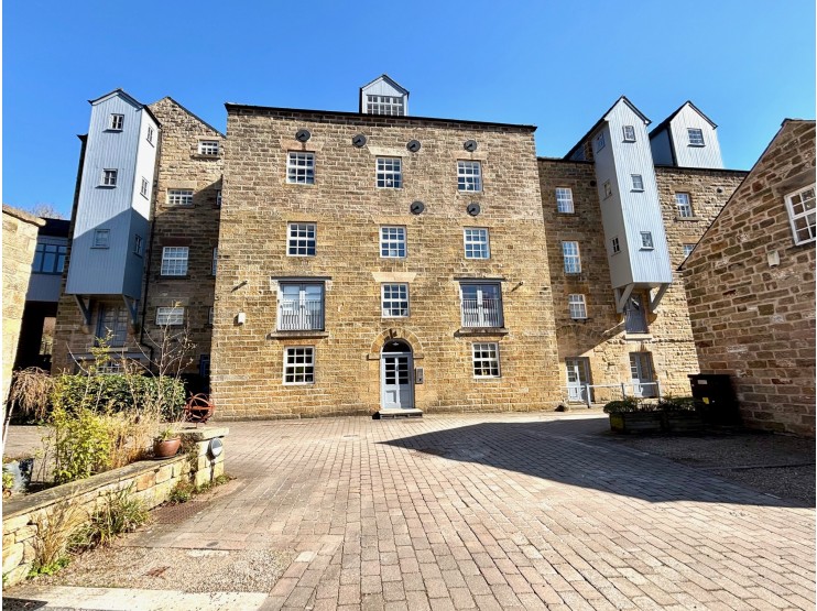 Main Image